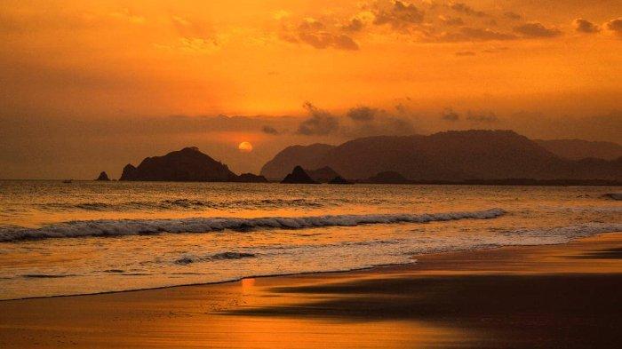 pantai rowo cangak