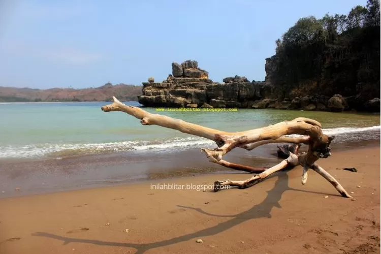 Pantai Serit