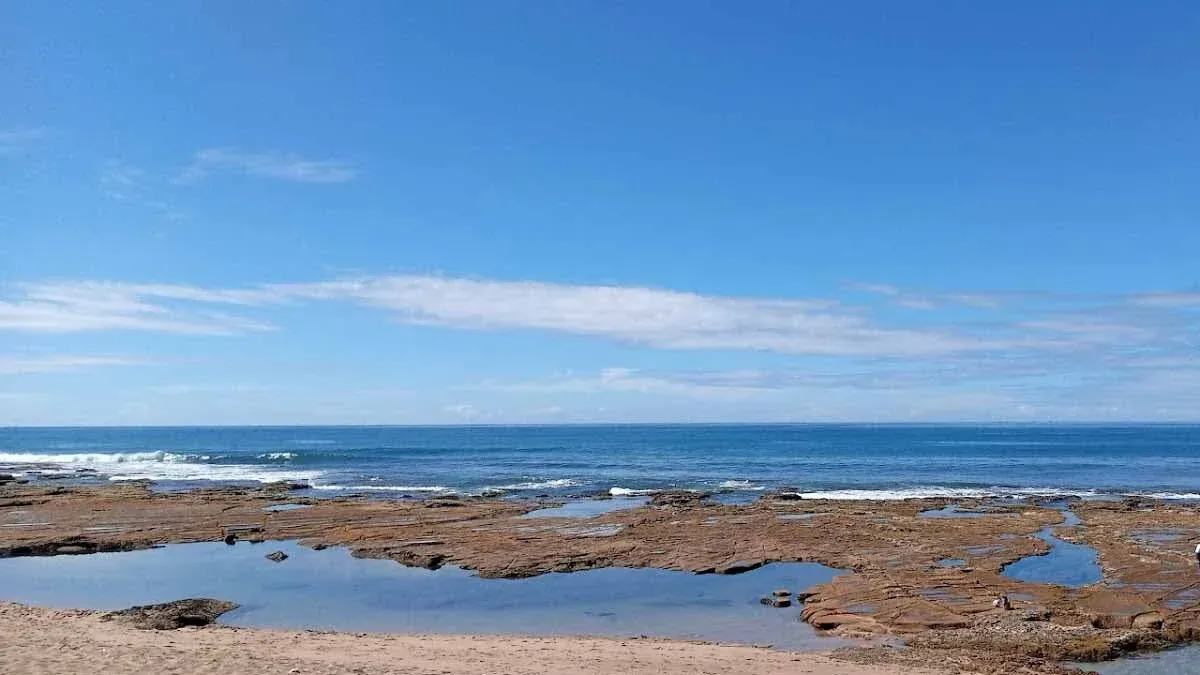 pantai Pasir Putih Cihara