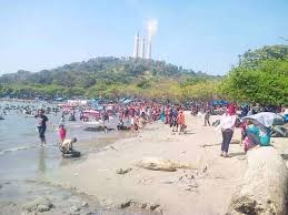 pantai salira