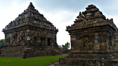 candi abang